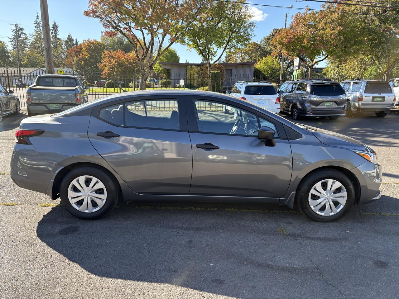 Nissan Versa S CVT 2021