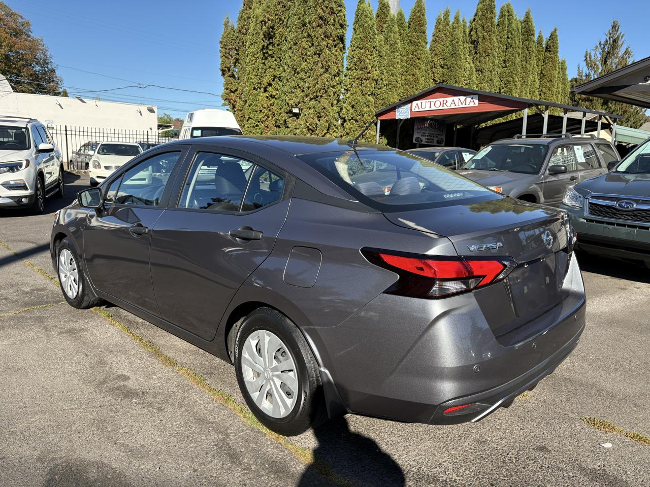 Nissan Versa S CVT 2021