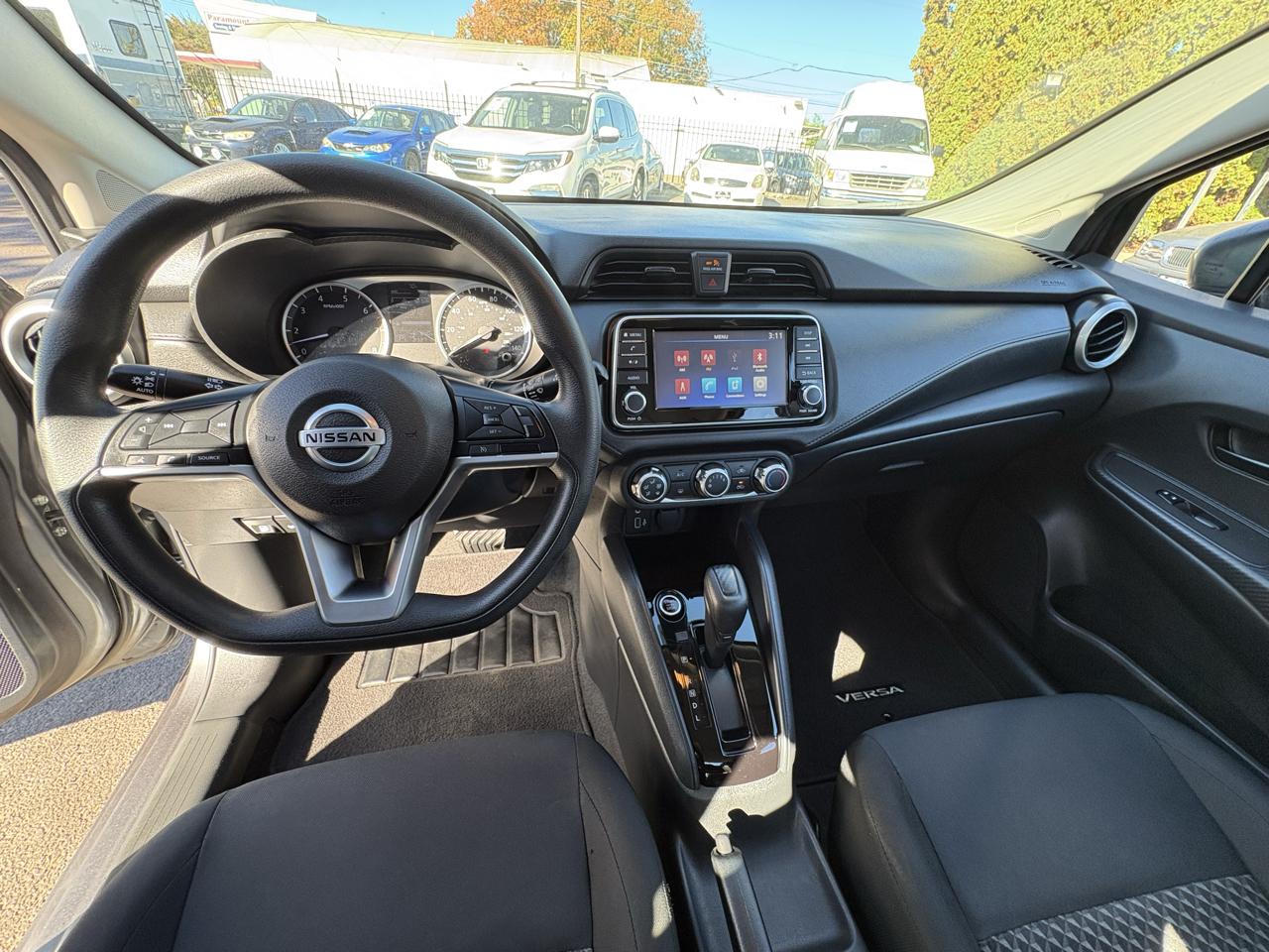 Nissan Versa S CVT 2021