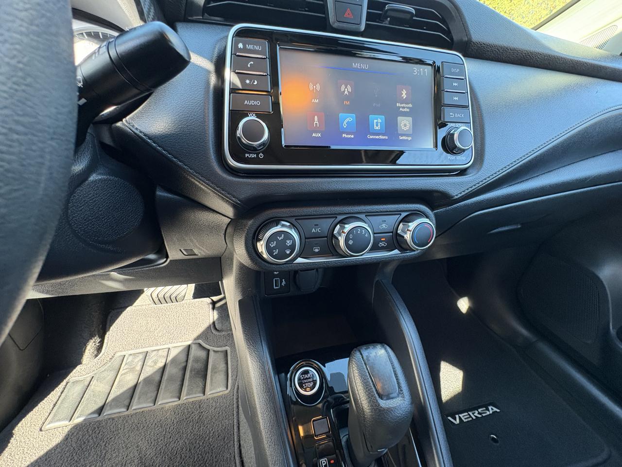 Nissan Versa S CVT 2021