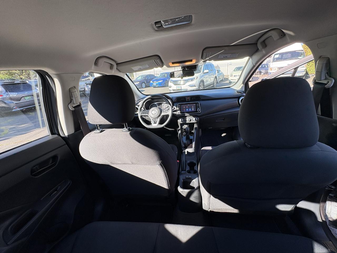 Nissan Versa S CVT 2021