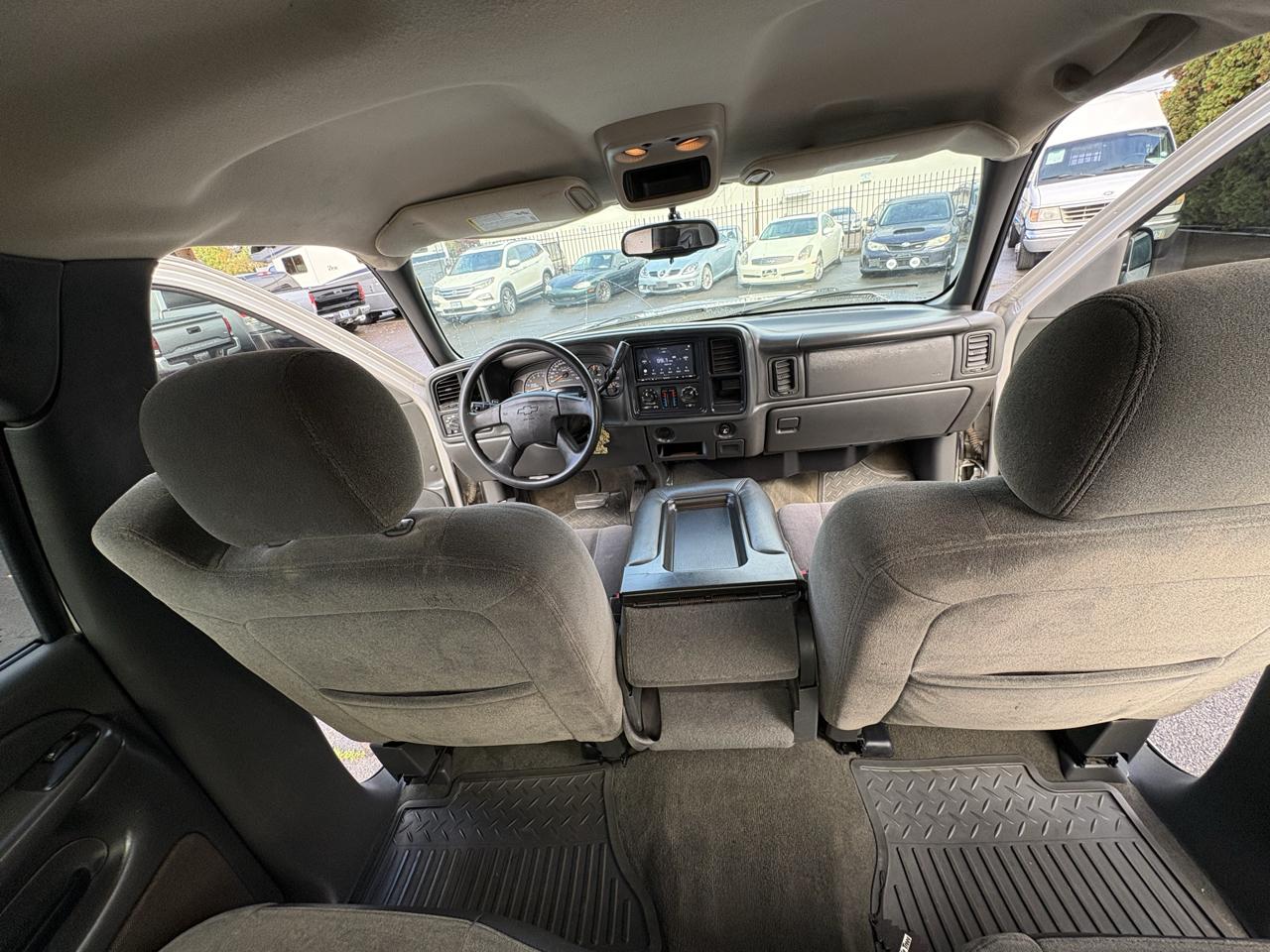 Chevrolet Silverado 1500 LS Crew Cab Short Box 4WD 2006