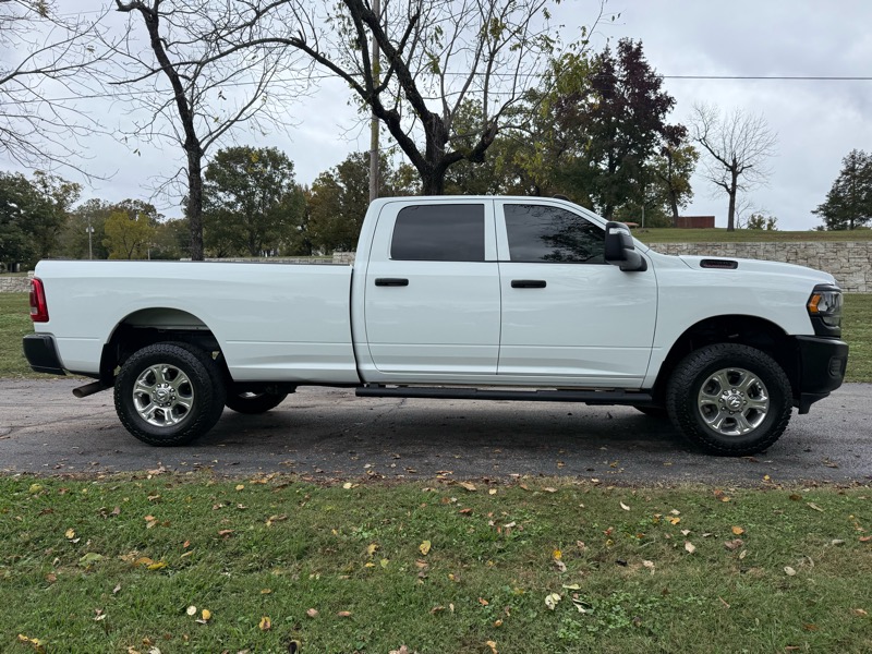 RAM 2500 Tradesman Crew Cab LWB 4WD 2023 RAM 2500 Tradesman Crew Cab LWB 4WD 2023
