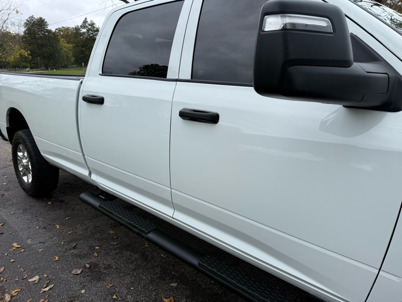 RAM 2500 Tradesman Crew Cab LWB 4WD 2023 RAM 2500 Tradesman Crew Cab LWB 4WD 2023