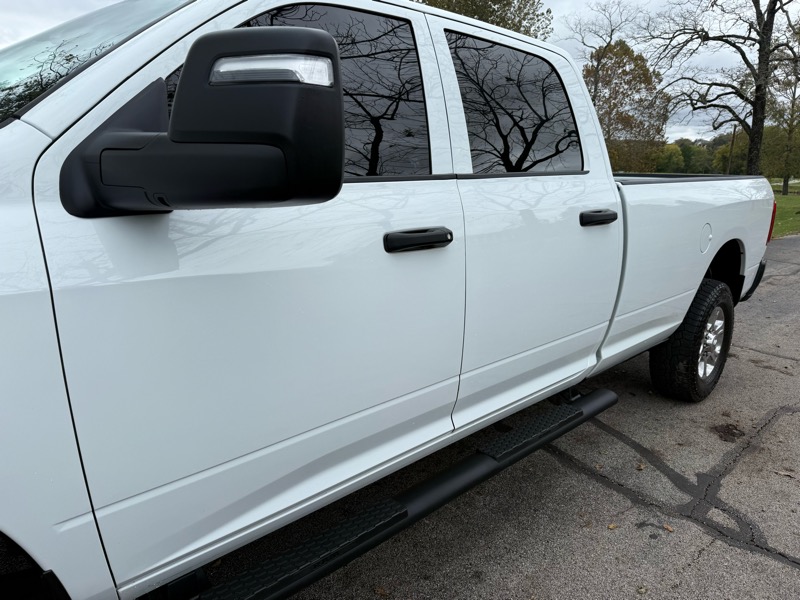 RAM 2500 Tradesman Crew Cab LWB 4WD 2023 RAM 2500 Tradesman Crew Cab LWB 4WD 2023
