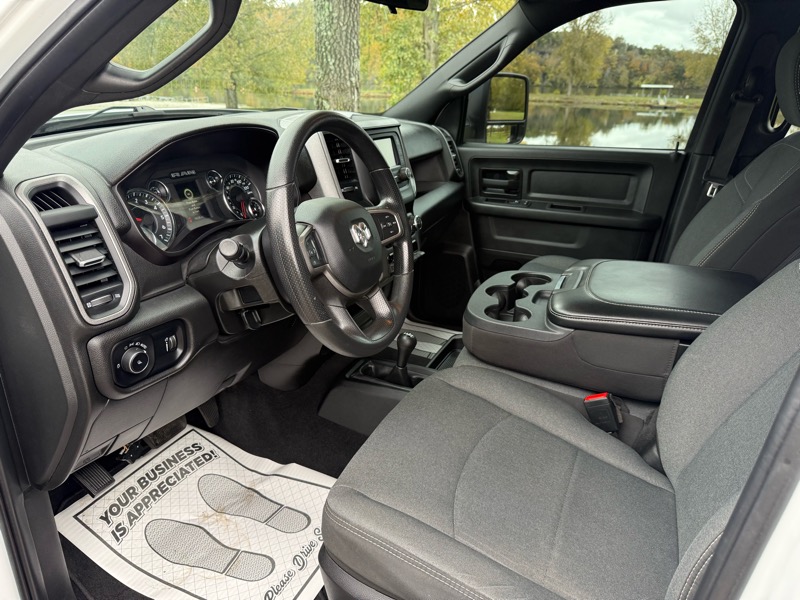 RAM 2500 Tradesman Crew Cab LWB 4WD 2023 RAM 2500 Tradesman Crew Cab LWB 4WD 2023