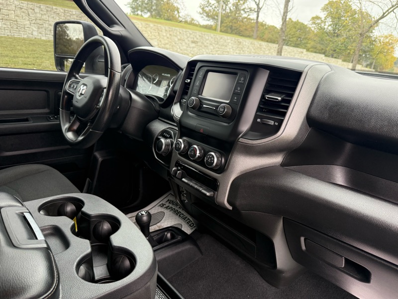 RAM 2500 Tradesman Crew Cab LWB 4WD 2023 RAM 2500 Tradesman Crew Cab LWB 4WD 2023