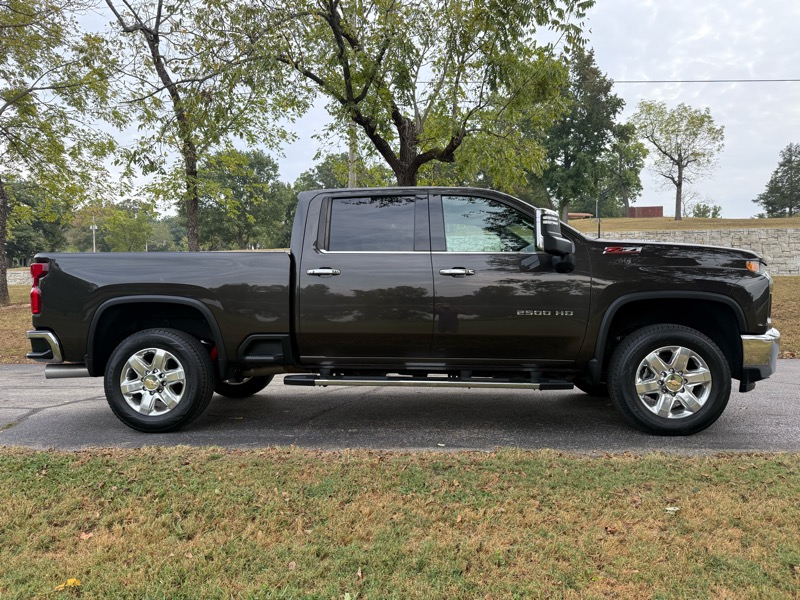 Chevrolet Silverado 2500HD LTZ Crew Cab Short Box 4WD 2021 Chevrolet Silverado 2500HD LTZ Crew Cab Short Box 4WD 2021