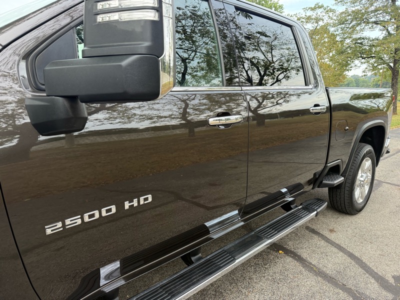 Chevrolet Silverado 2500HD LTZ Crew Cab Short Box 4WD 2021 Chevrolet Silverado 2500HD LTZ Crew Cab Short Box 4WD 2021