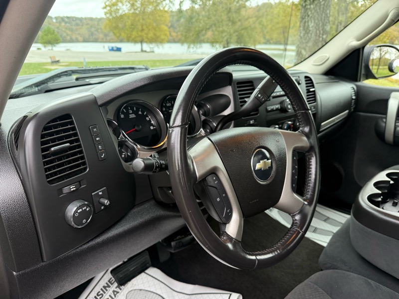 Chevrolet Silverado 2500HD LT1 4WD 2007 Chevrolet Silverado 2500HD LT1 4WD 2007