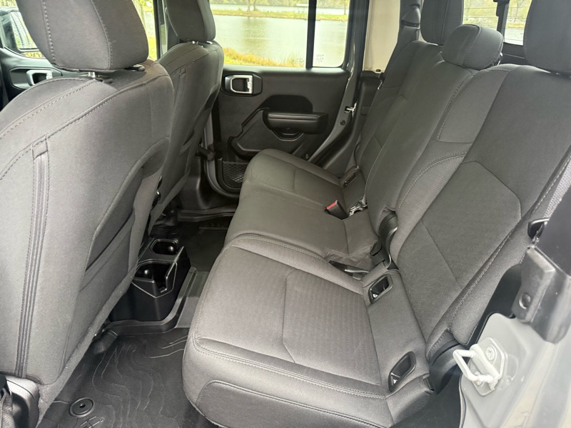 Jeep Gladiator Sport 2020 Jeep Gladiator Sport 2020