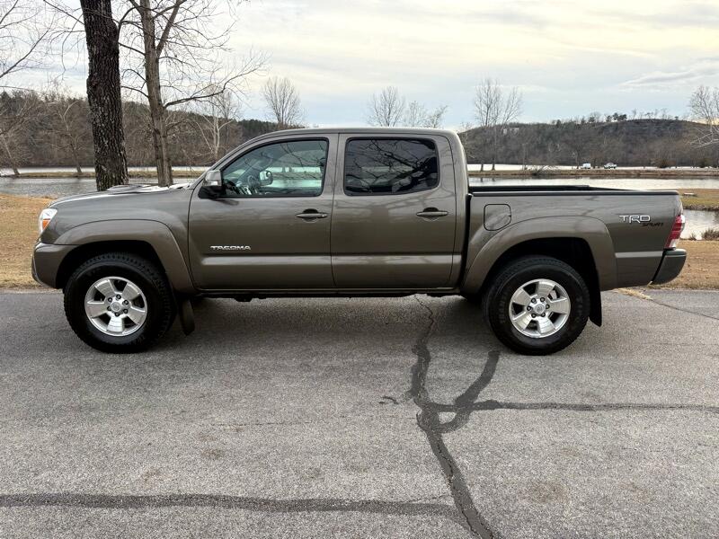 Toyota Tacoma Double Cab V6 4WD 2013