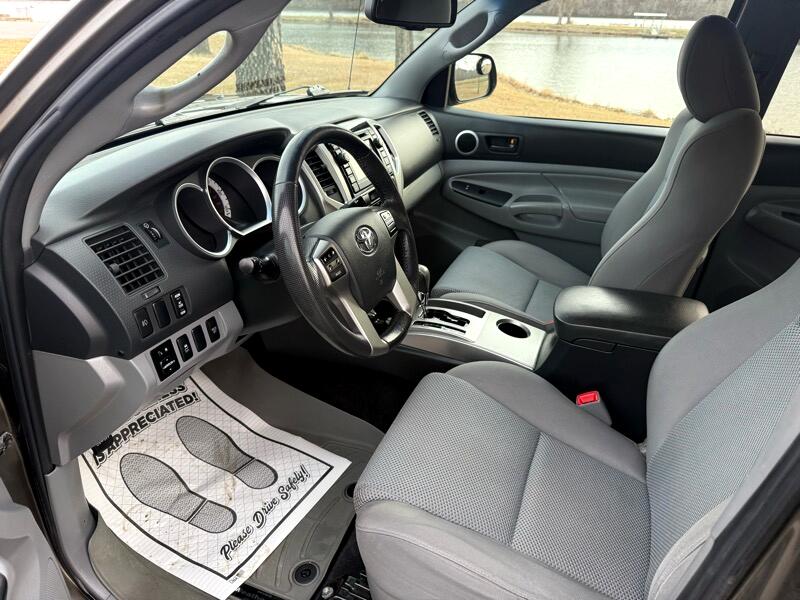 Toyota Tacoma Double Cab V6 4WD 2013