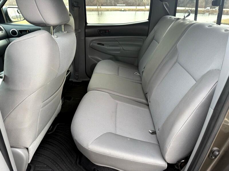 Toyota Tacoma Double Cab V6 4WD 2013