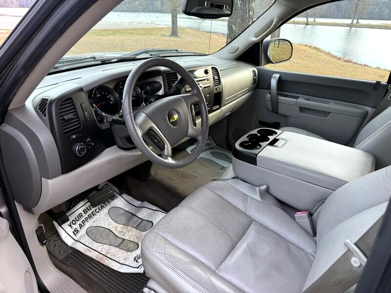 Chevrolet Silverado 1500 LT Crew Cab 4WD 2012