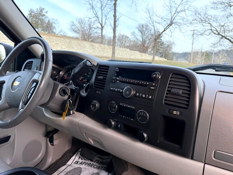 Chevrolet Silverado 1500 LT Crew Cab 4WD 2012