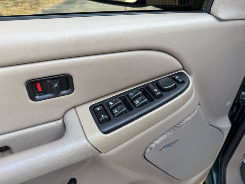 Chevrolet Silverado 2500HD LS Crew Cab Short Bed 4WD 2005