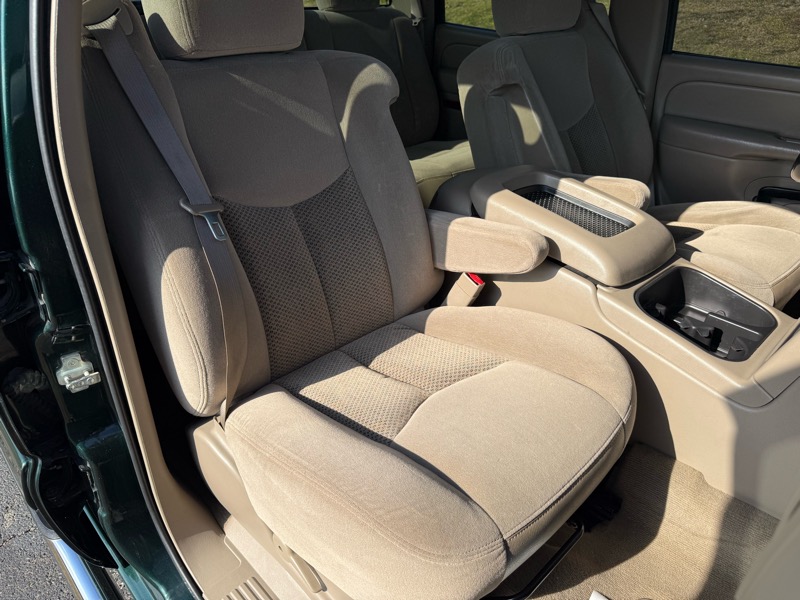 Chevrolet Silverado 2500HD LS Crew Cab Short Bed 4WD 2005