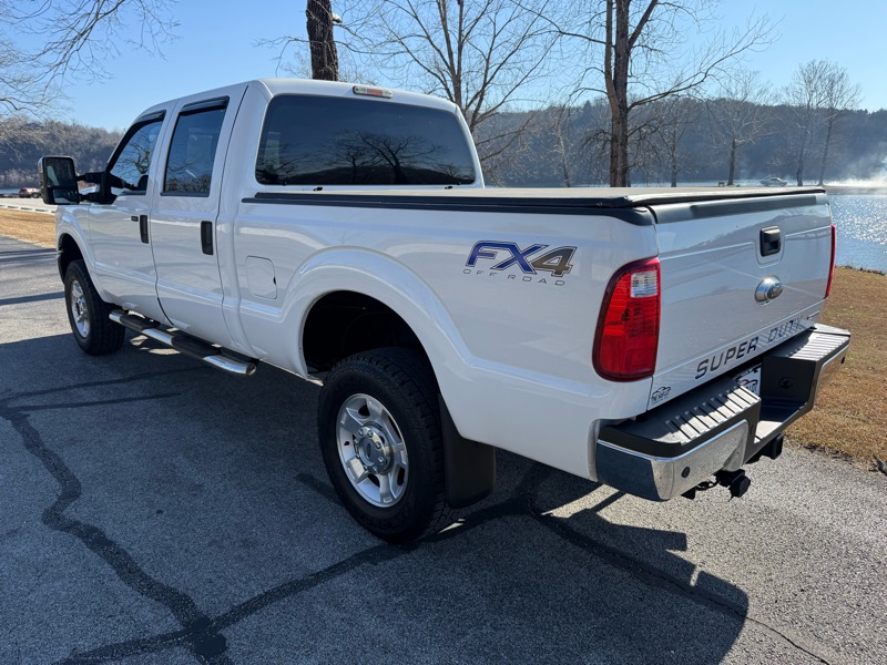 Ford F-250 SD XLT Crew Cab 4WD 2016