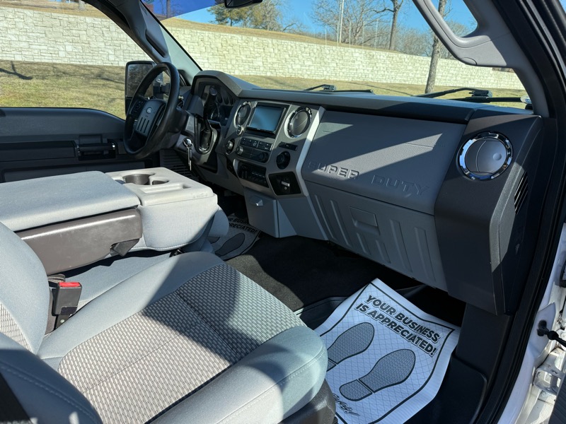 Ford F-250 SD XLT Crew Cab 4WD 2016