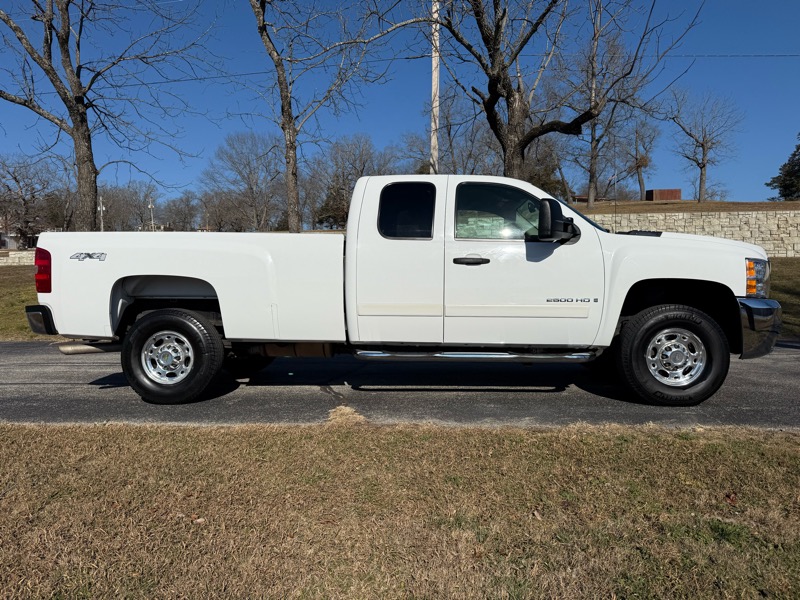 Chevrolet Silverado 2500HD LT1 Ext. Cab Long Box 4WD 2008