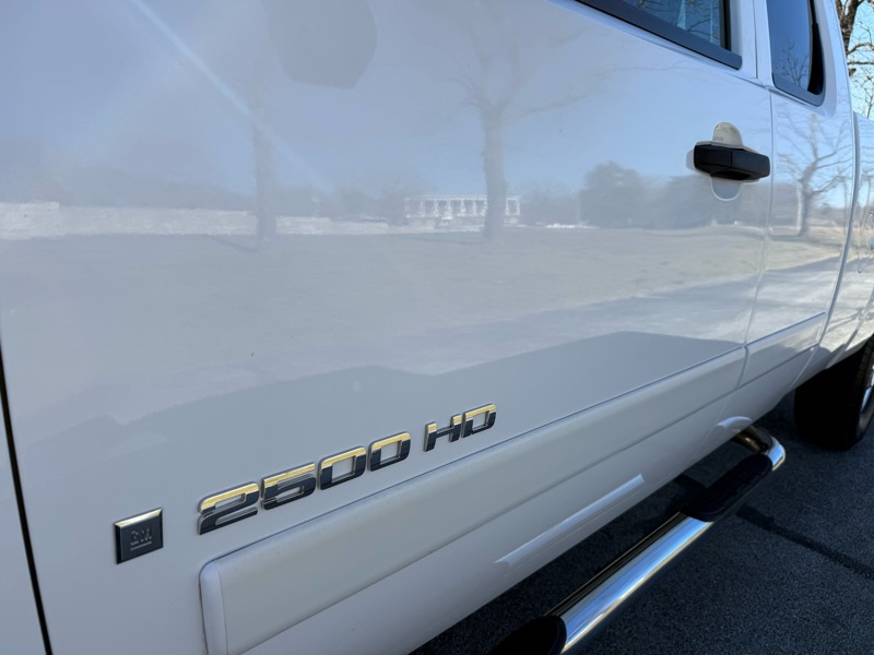 Chevrolet Silverado 2500HD LT1 Ext. Cab Long Box 4WD 2008