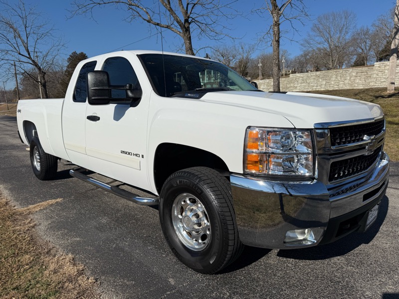 Chevrolet Silverado 2500HD LT1 Ext. Cab Long Box 4WD 2008