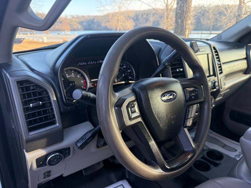 Ford F-250 SD XL Crew Cab 4WD 2020