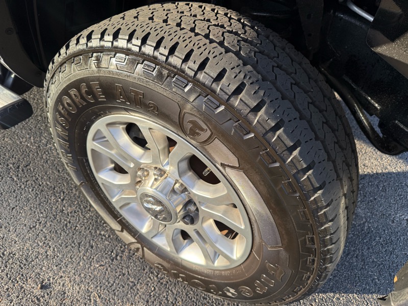 RAM 2500 Laramie Crew Cab SWB 4WD 2015