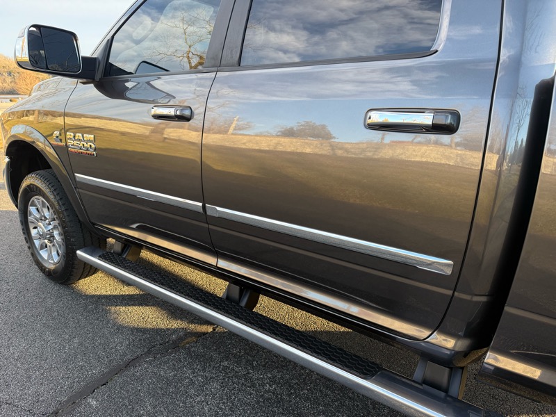 RAM 2500 Laramie Crew Cab SWB 4WD 2015