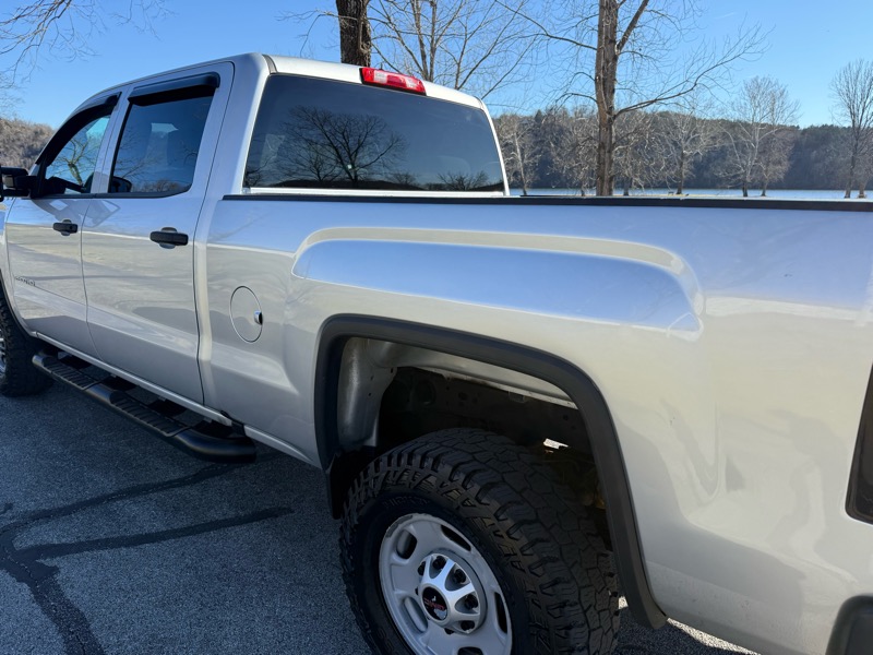 GMC Sierra 2500HD Base Crew Cab 4WD 2016
