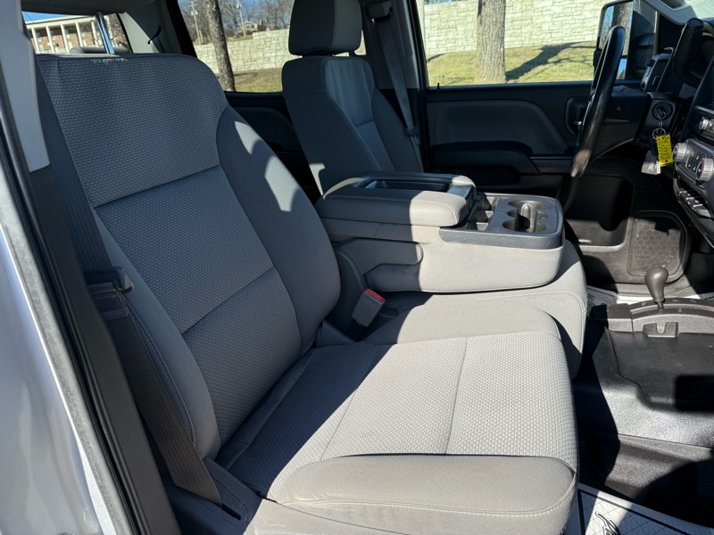 GMC Sierra 2500HD Base Crew Cab 4WD 2016