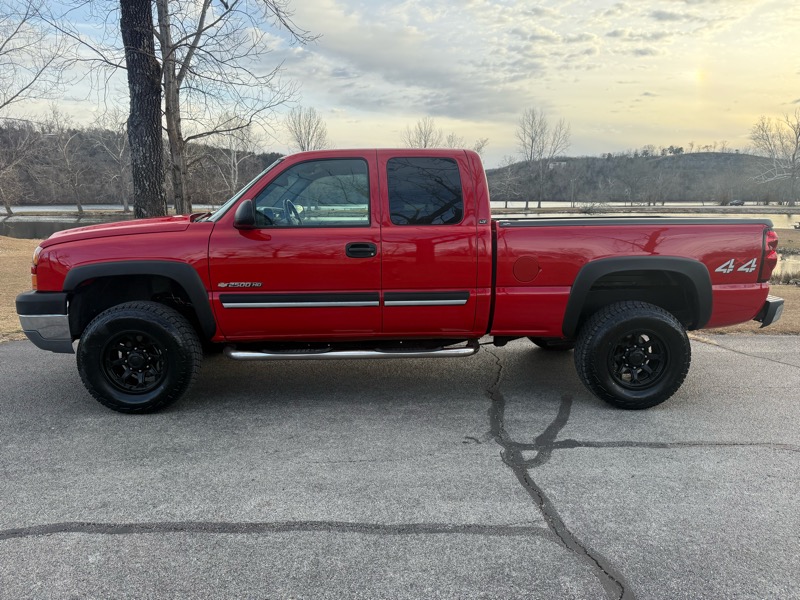 Chevrolet Silverado 2500HD LT Ext. Cab Short Bed 4WD 2005
