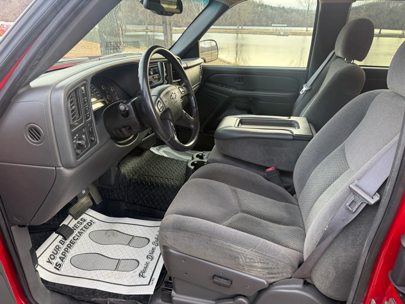 Chevrolet Silverado 2500HD LT Ext. Cab Short Bed 4WD 2005