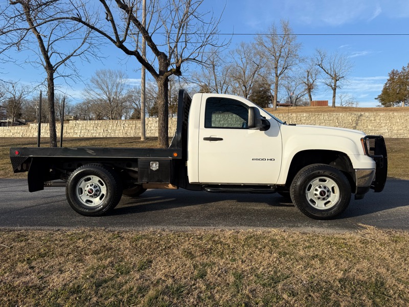 GMC Sierra 2500HD Work Truck Long Box 4WD 2011