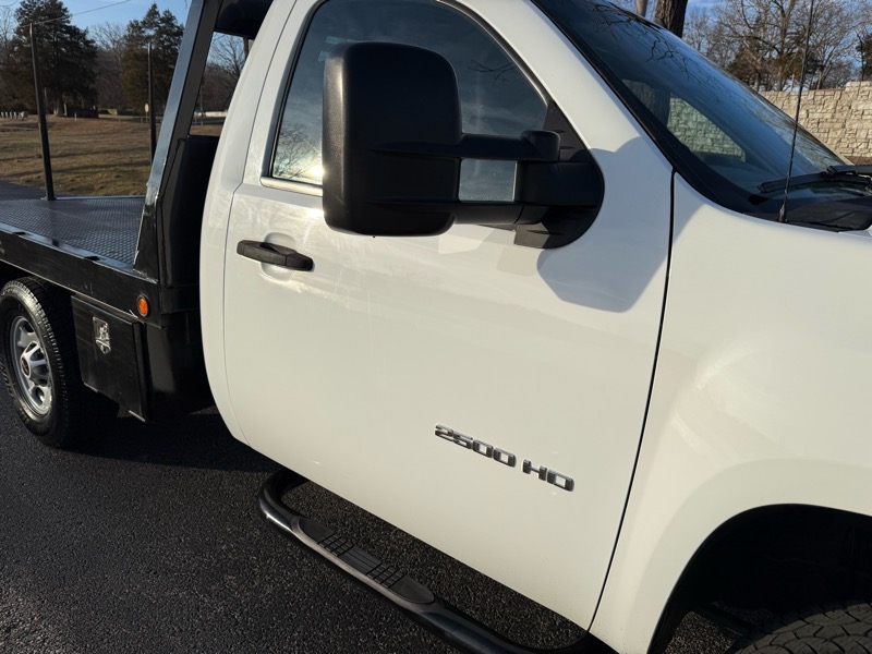 GMC Sierra 2500HD Work Truck Long Box 4WD 2011