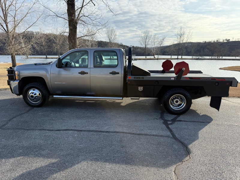 Chevrolet Silverado 3500HD Work Truck Crew Cab 4WD 2013