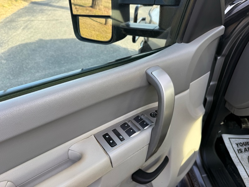 Chevrolet Silverado 3500HD Work Truck Crew Cab 4WD 2013