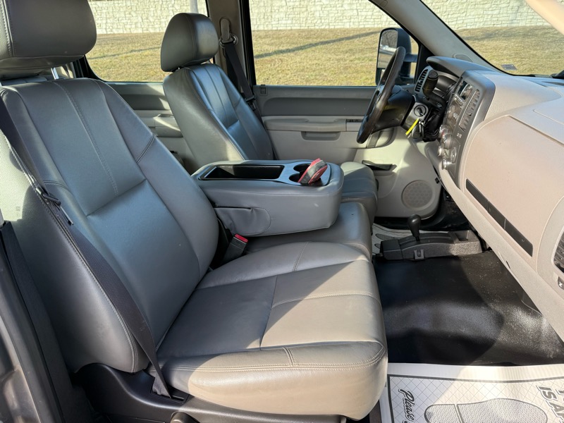 Chevrolet Silverado 3500HD Work Truck Crew Cab 4WD 2013