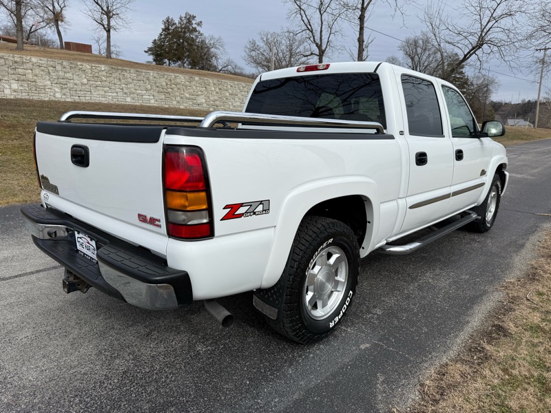 GMC Sierra 1500 SLE1 Crew Cab 4WD 2006