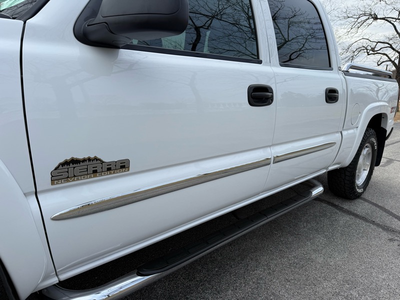 GMC Sierra 1500 SLE1 Crew Cab 4WD 2006