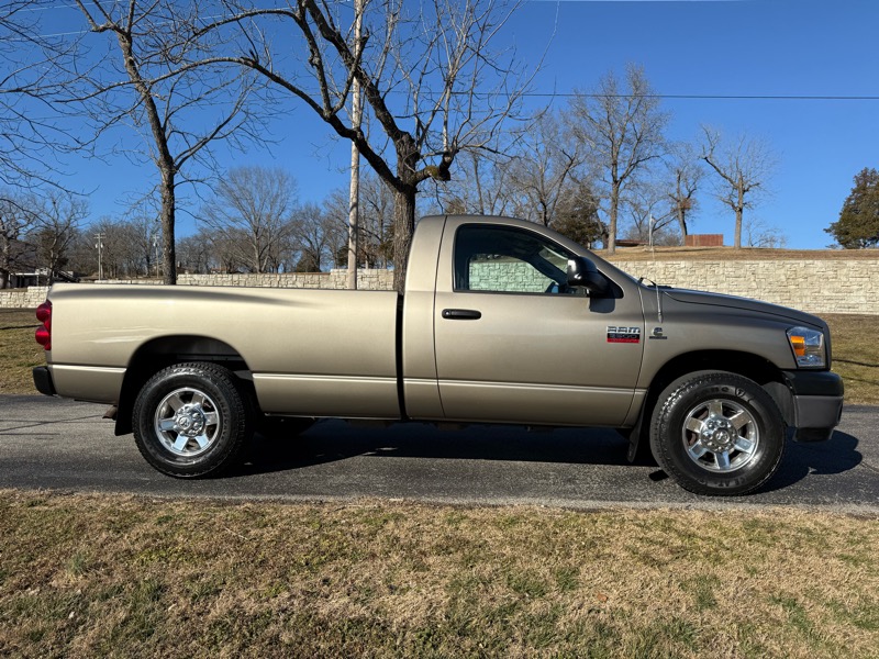 Dodge Ram 2500 Reg. Cab Long Bed 2WD 2008