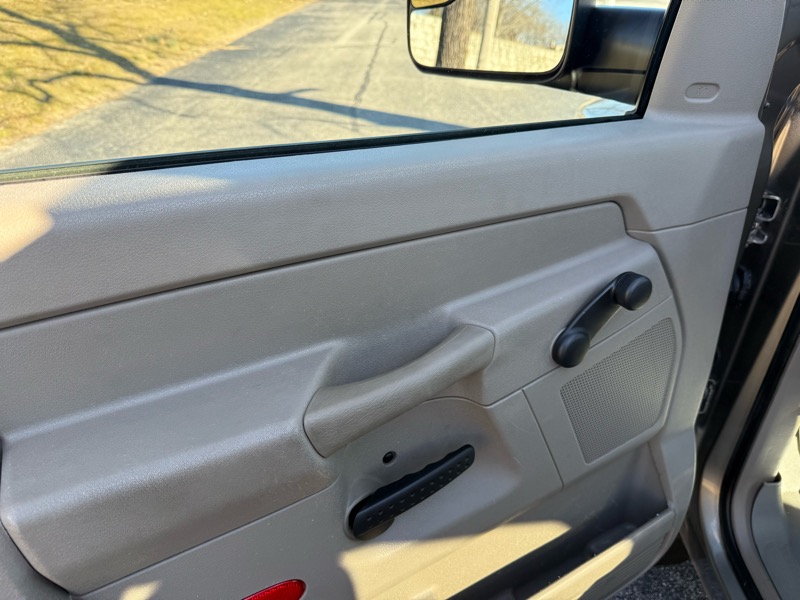 Dodge Ram 2500 Reg. Cab Long Bed 2WD 2008