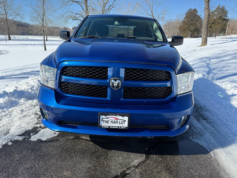 RAM 1500 Tradesman Quad Cab 4WD 2014