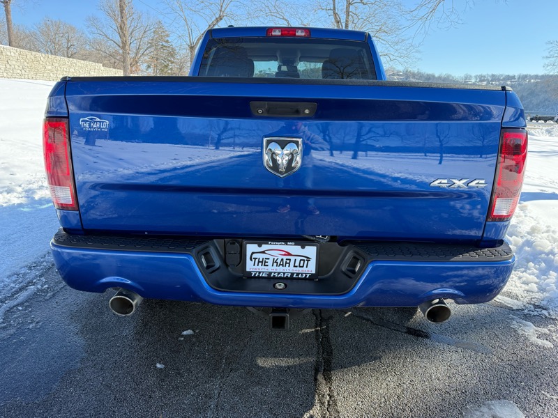 RAM 1500 Tradesman Quad Cab 4WD 2014