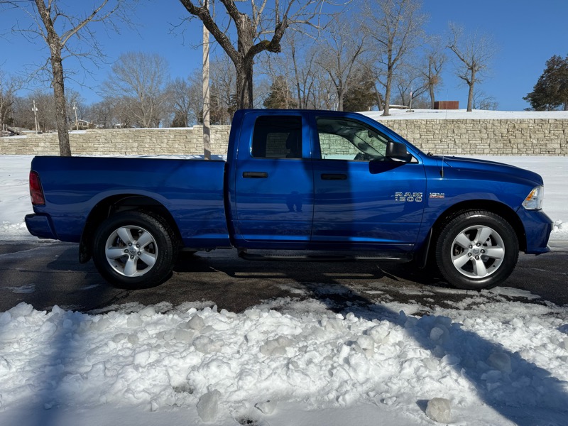 RAM 1500 Tradesman Quad Cab 4WD 2014