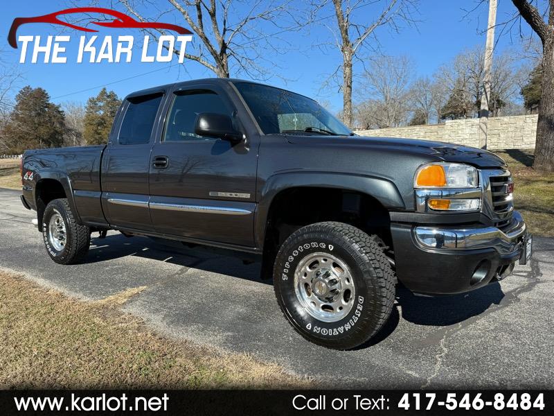 2005 GMC Sierra 2500HD SLE Ext. Cab Short Bed 4WD