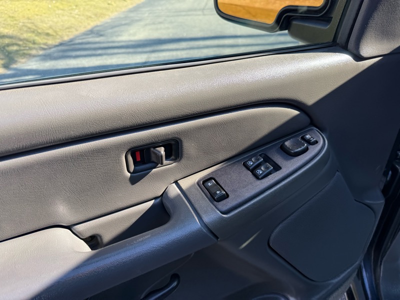 GMC Sierra 2500HD SLE Ext. Cab Short Bed 4WD 2005