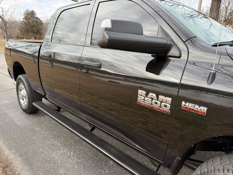RAM 2500 Tradesman Crew Cab SWB 4WD 2015