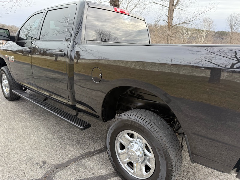 RAM 2500 Tradesman Crew Cab SWB 4WD 2015